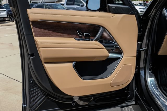 New 2026 Land Rover Range Rover SE AWD/4WD image 50
