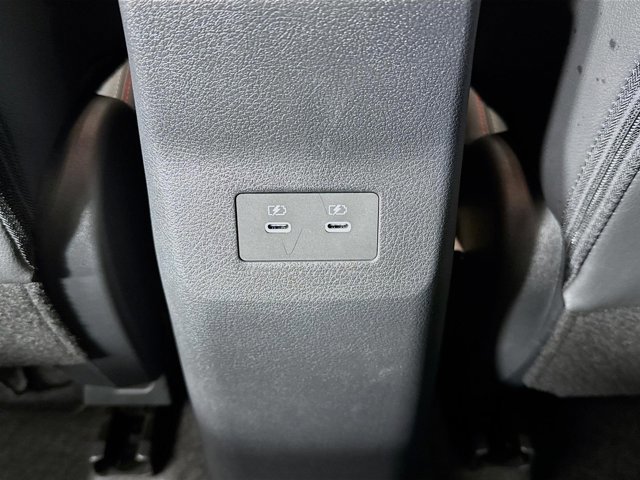 Certified 2026 Nissan Kicks SR w/ Illumination Package image 24