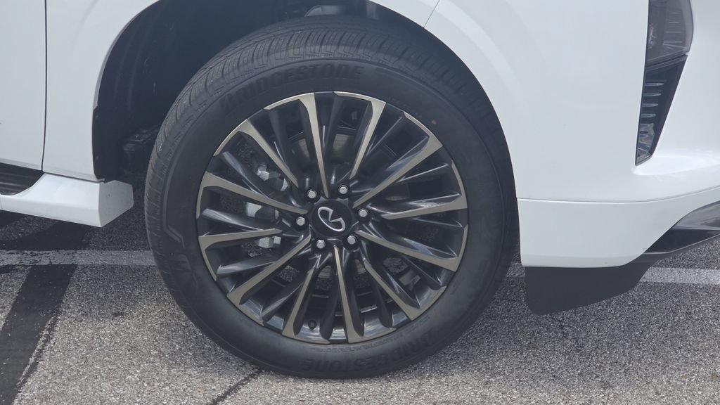 New 2026 INFINITI QX80 Autograph AWD/4WD image 10