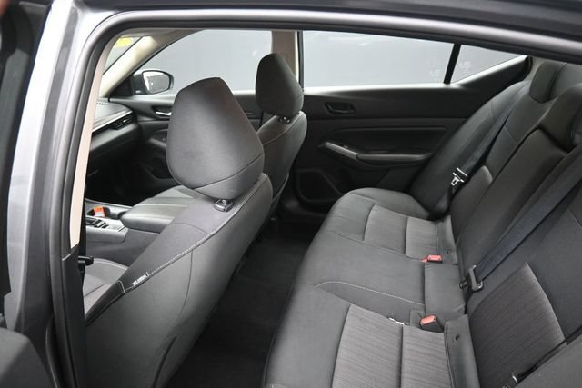 Used 2025 Nissan Altima 2.5 SV AWD/4WD image 29