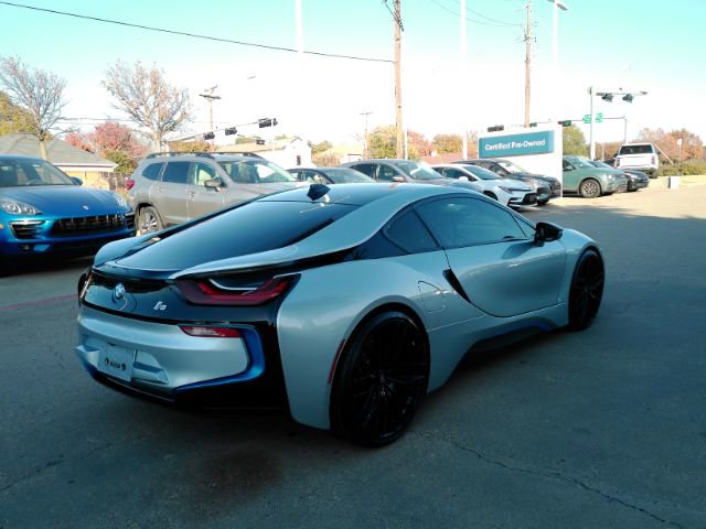 Used 2015 BMW i8 image 7