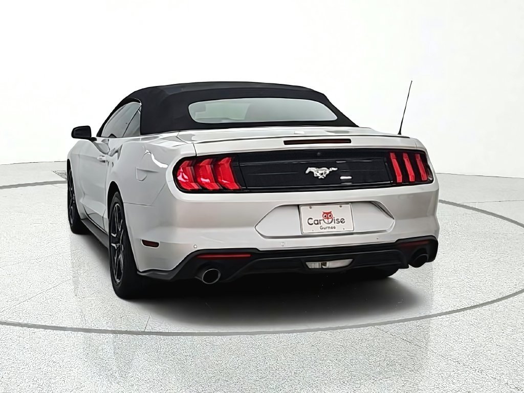Used 2018 Ford Mustang Premium RWD image 5