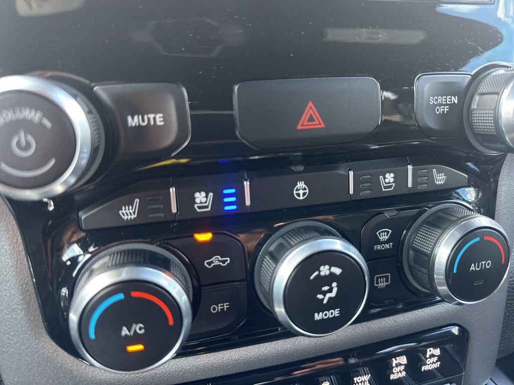 Used 2022 RAM 1500 Laramie image 22