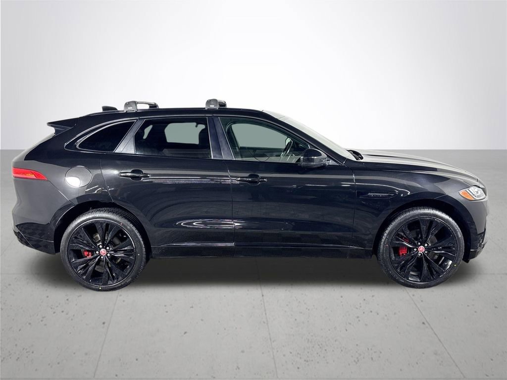 Used 2017 Jaguar F-PACE S image 5