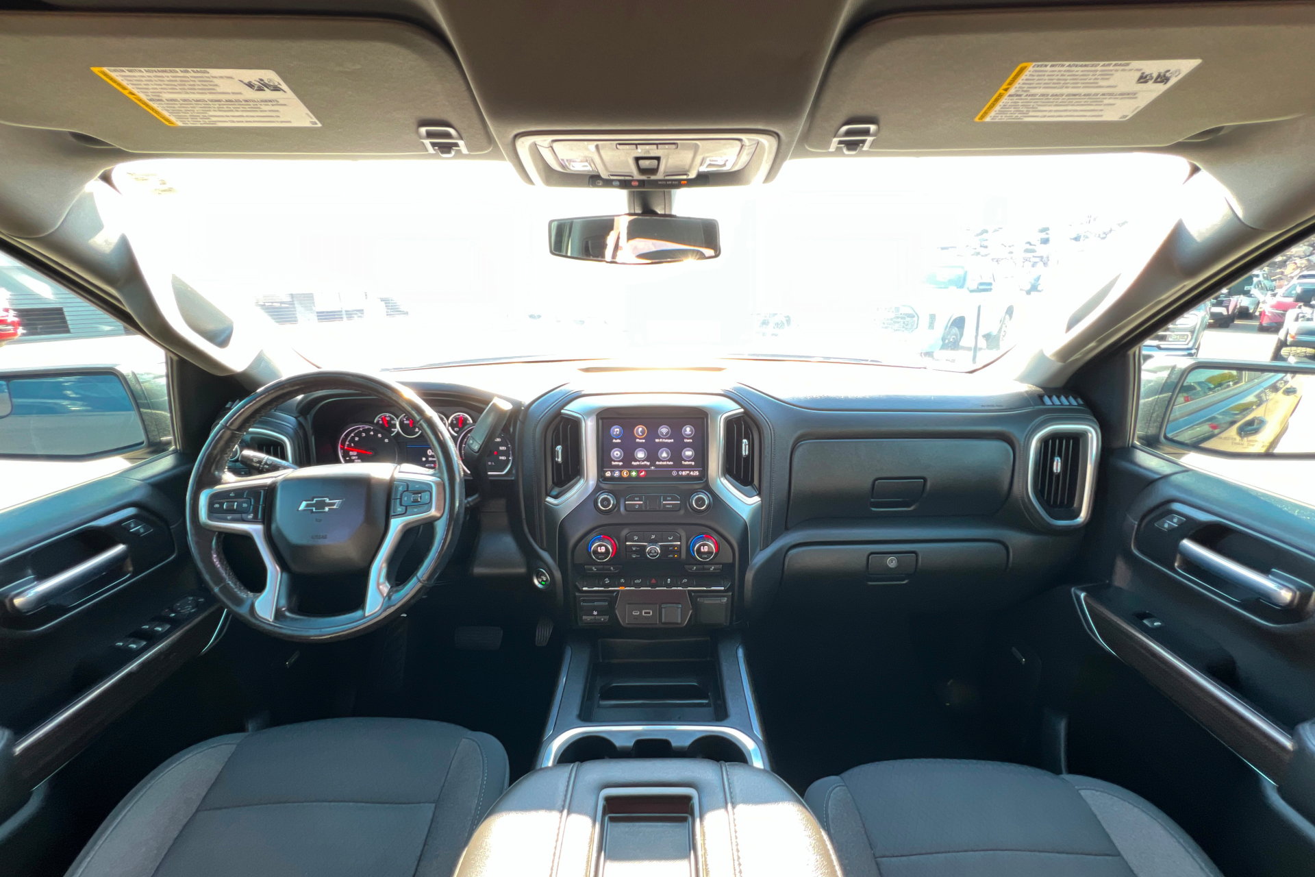 Used 2020 Chevrolet Silverado 1500 LT Trail Boss AWD/4WD image 10