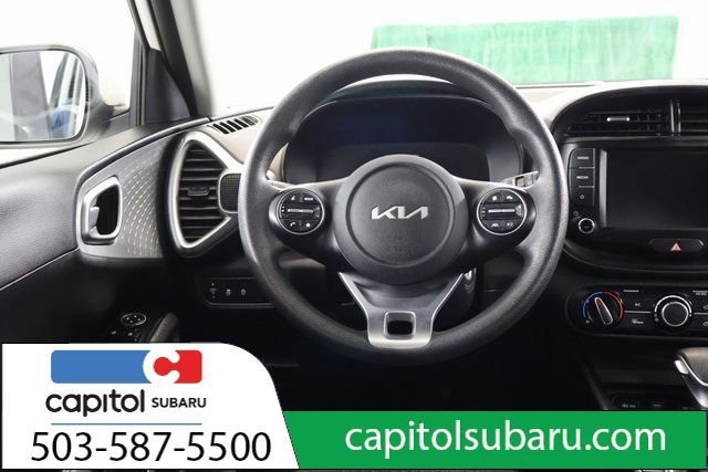 Used 2023 Kia Soul LX image 14