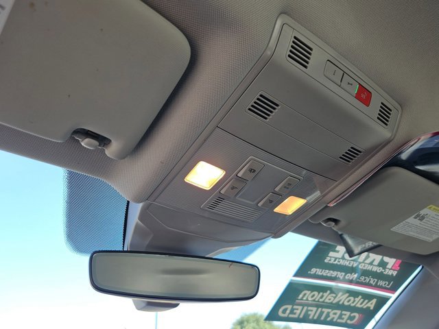 Used 2024 Volkswagen Jetta SE FWD image 20