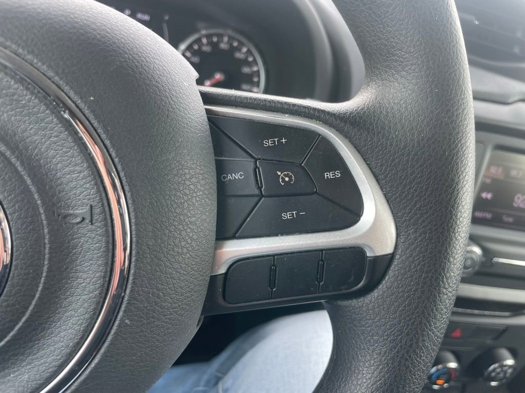 Used 2020 Jeep Renegade Sport w/ Sport Appearance Group FWD image 20