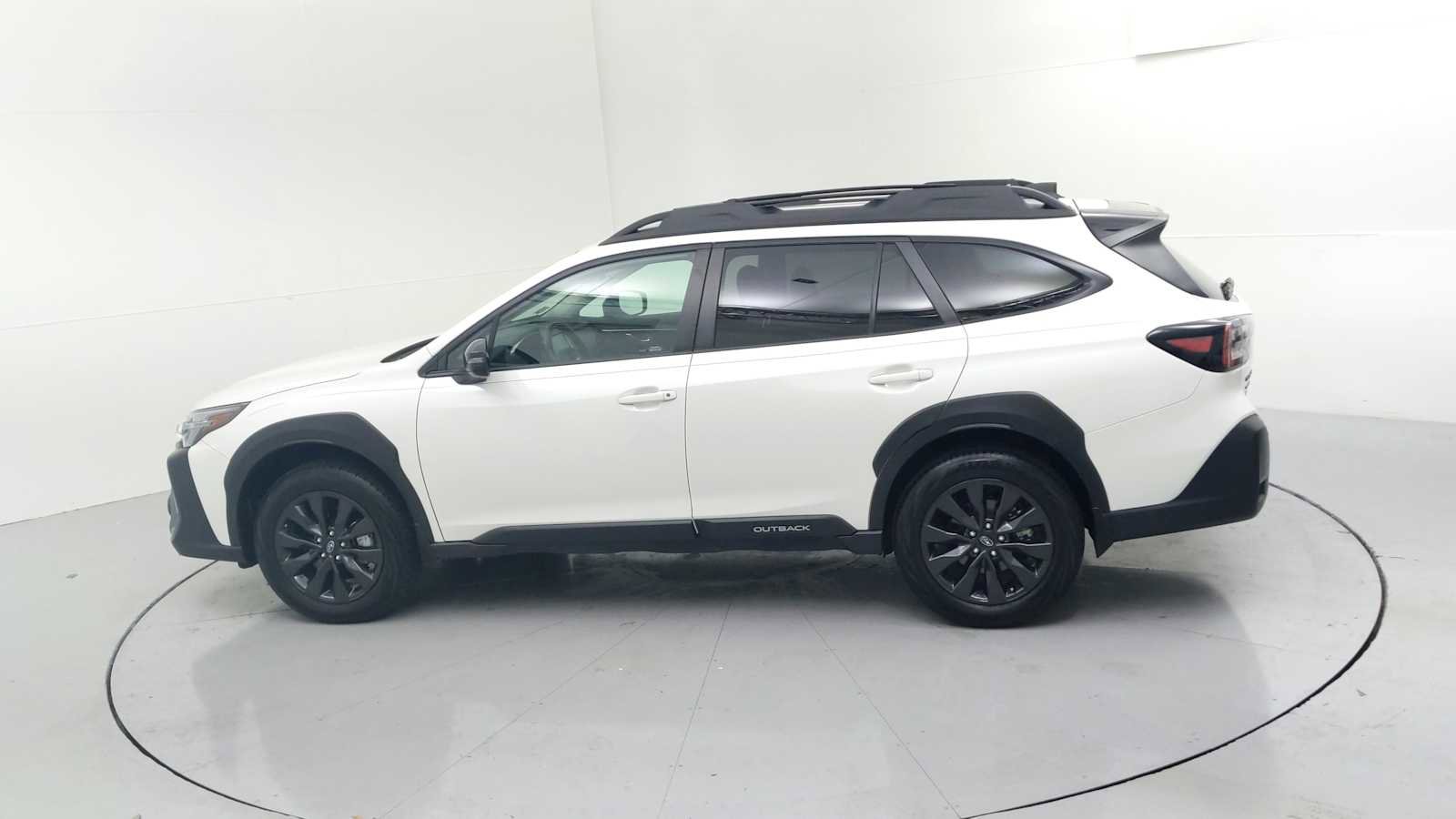 Certified 2025 Subaru Outback Onyx Edition image 6