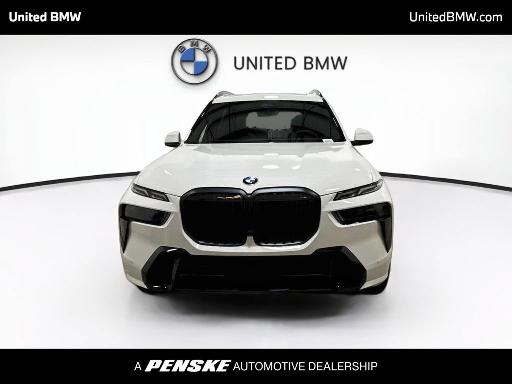 New 2027 BMW X7 xDrive40i w/ M Sport Package AWD/4WD image 2