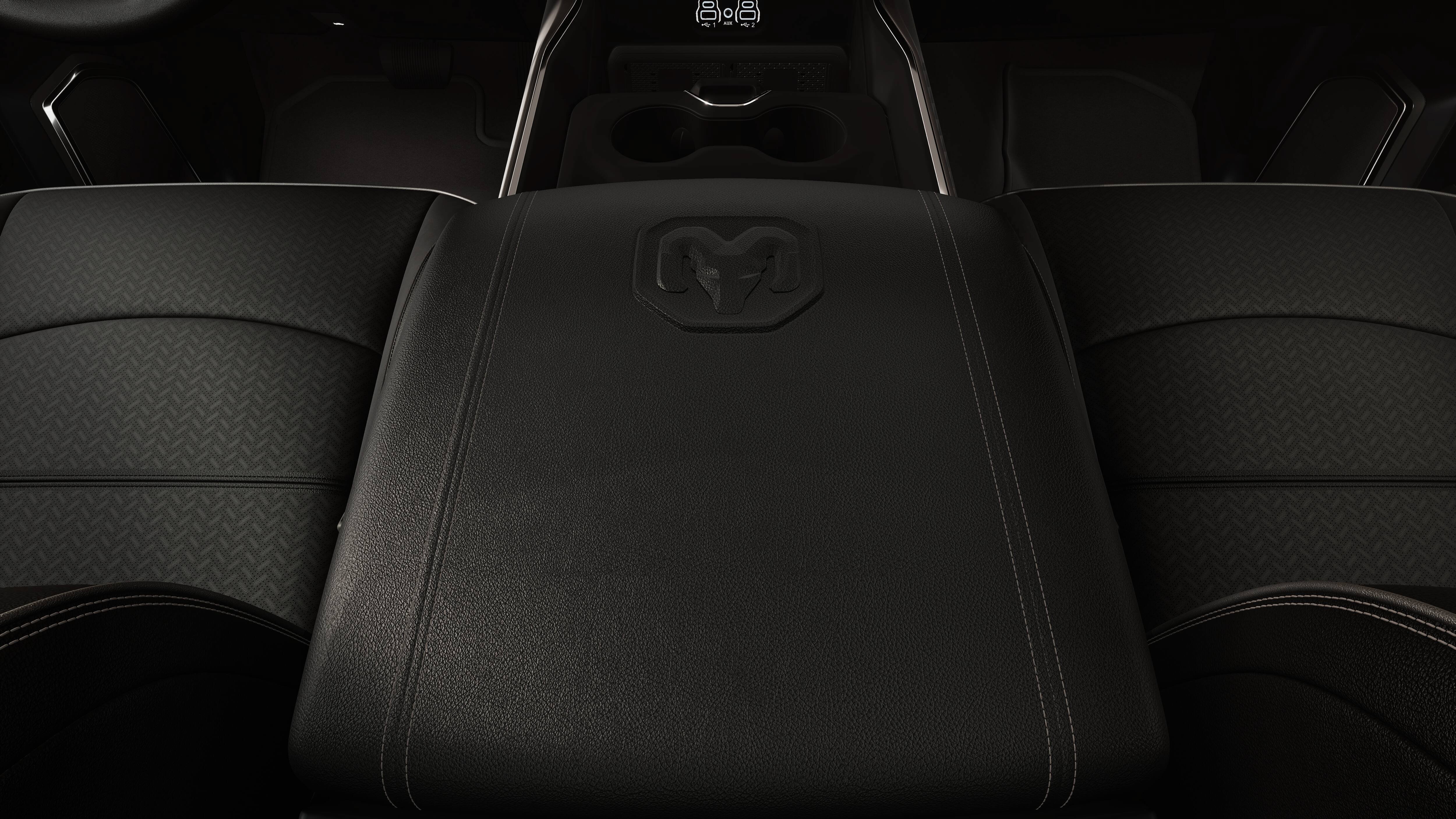New 2026 RAM 3500 Laramie AWD/4WD image 4