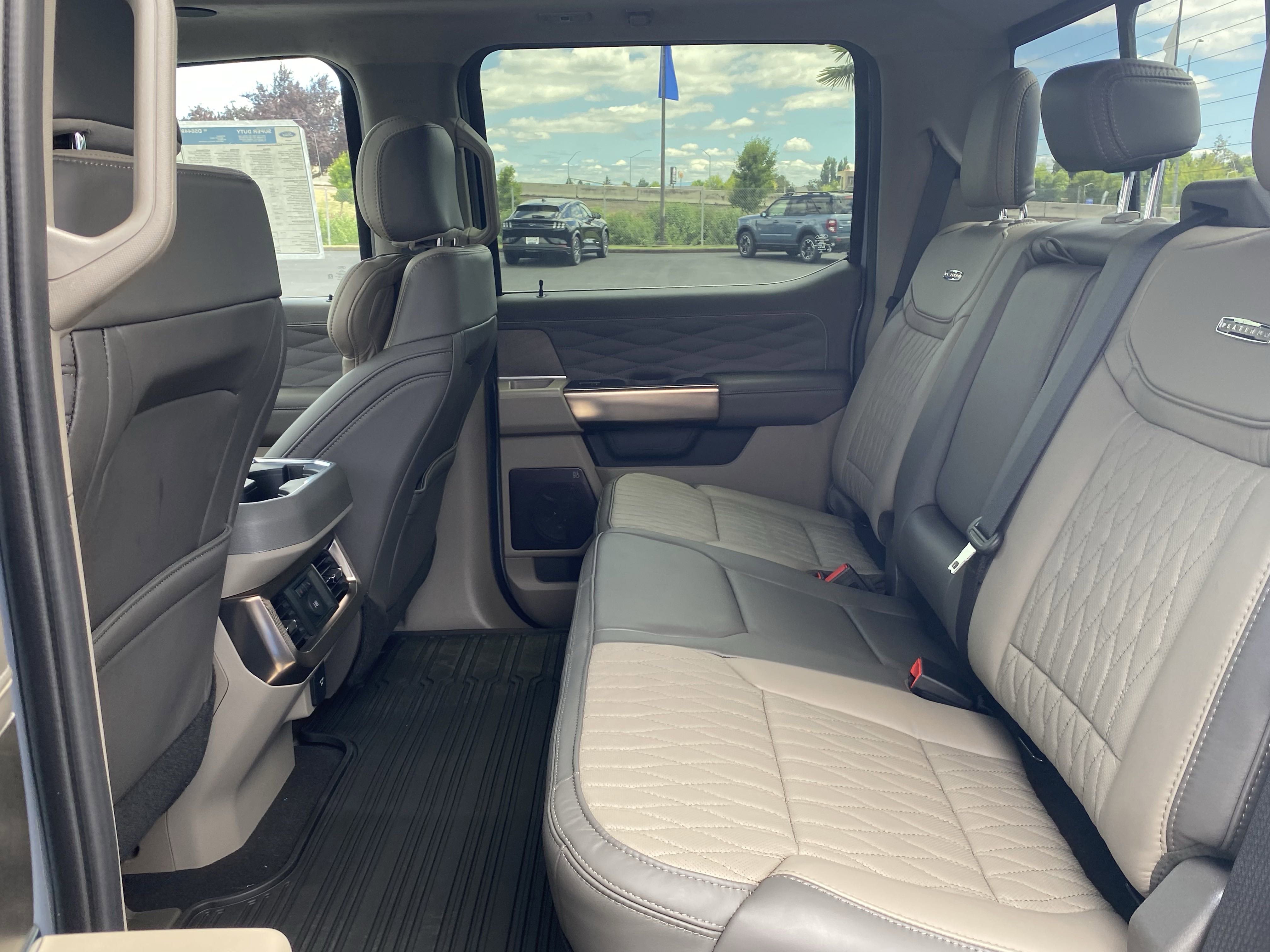 New 2025 Ford F350 Platinum w/ Platinum Plus Package image 12