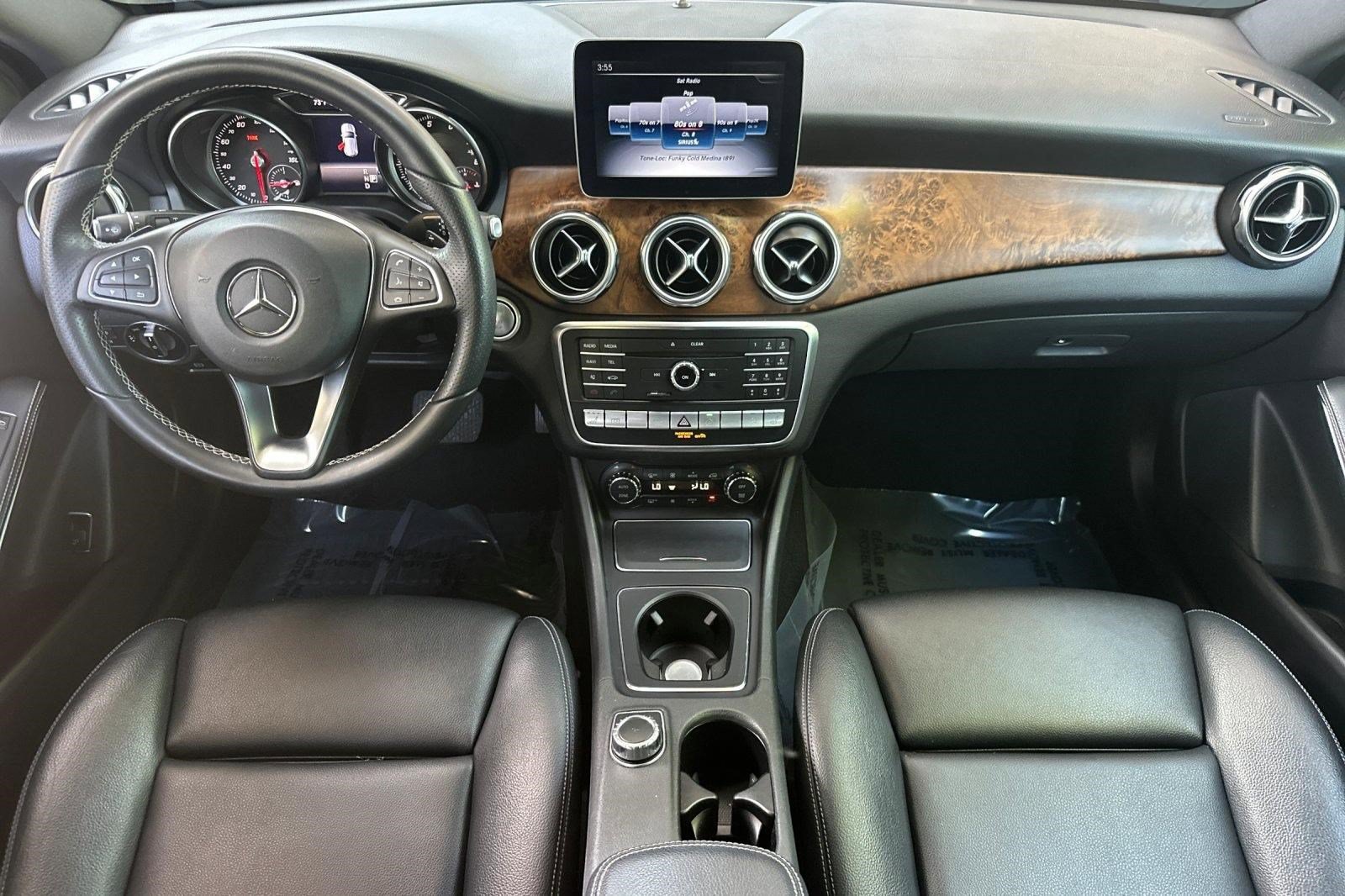 Used 2018 Mercedes-Benz GLA 250 4MATIC image 14