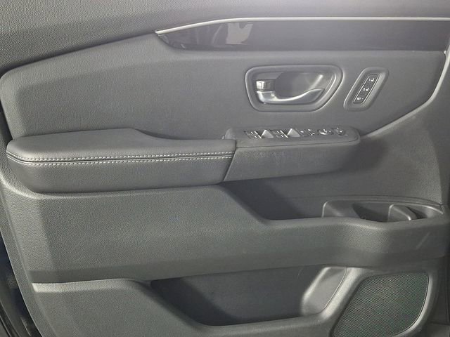 Used 2024 Honda Pilot Touring image 15