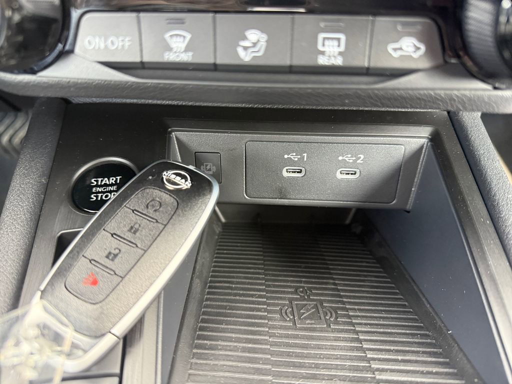 New 2026 Nissan Kicks SV w/ SV Premium Package image 31