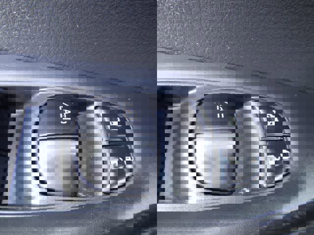 Used 2020 Nissan Rogue SL FWD image 16