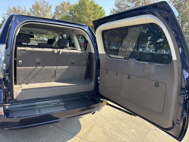 Used 2019 Lexus GX 460 AWD/4WD image 7