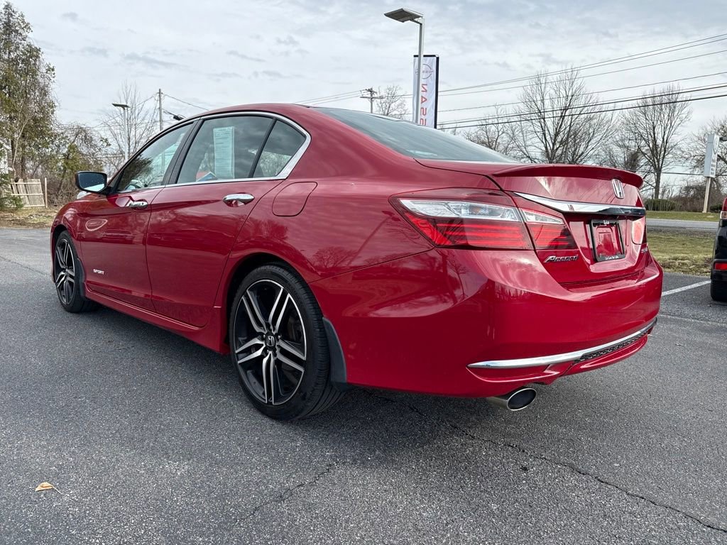 Used 2016 Honda Accord Sport image 4