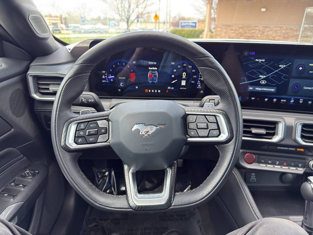 Used 2025 Ford Mustang GT Premium image 18
