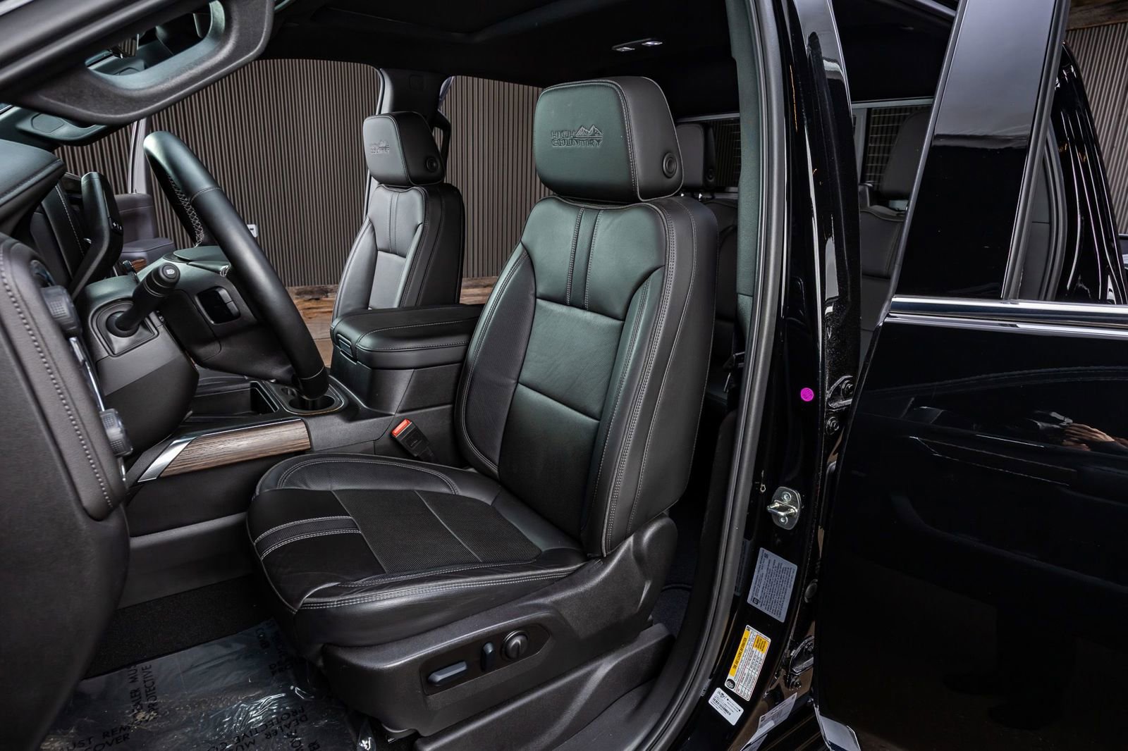 Used 2023 Chevrolet Silverado 3500 High Country w/ Z71 Off-Road Package image 29