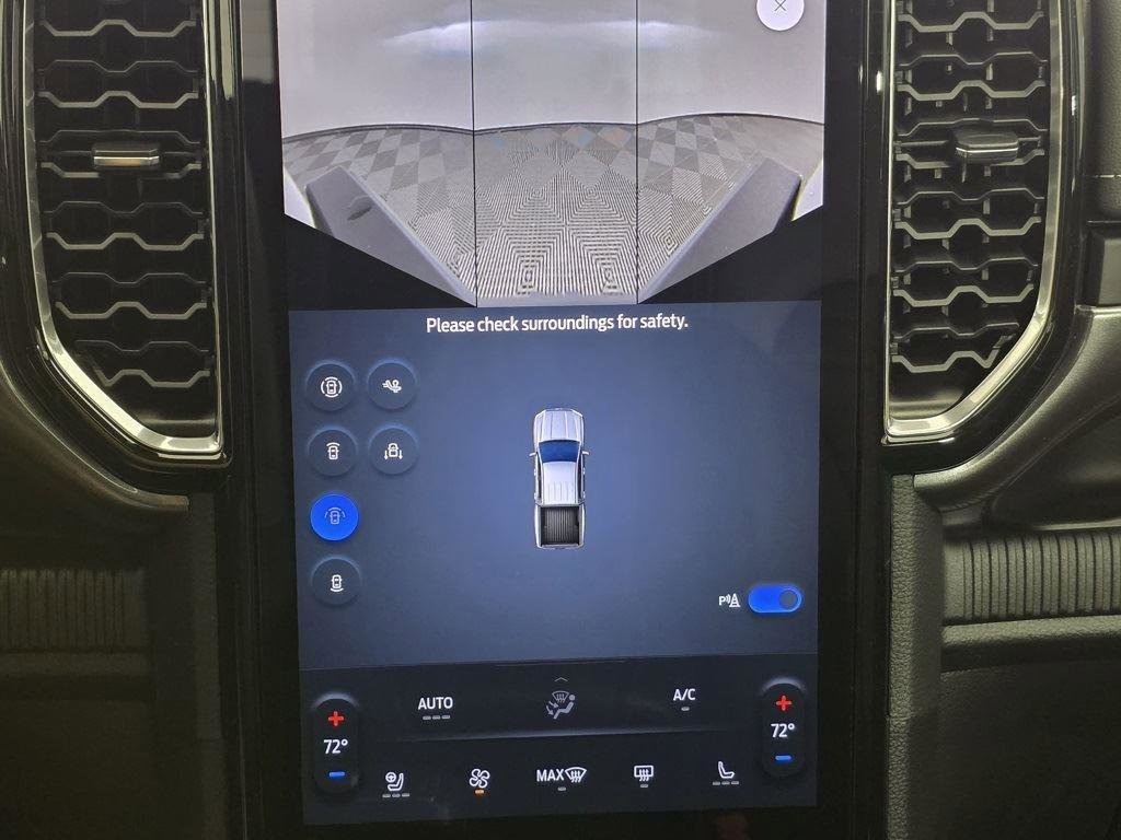 Used 2025 Ford Ranger Lariat w/ Chrome Accent Package image 45