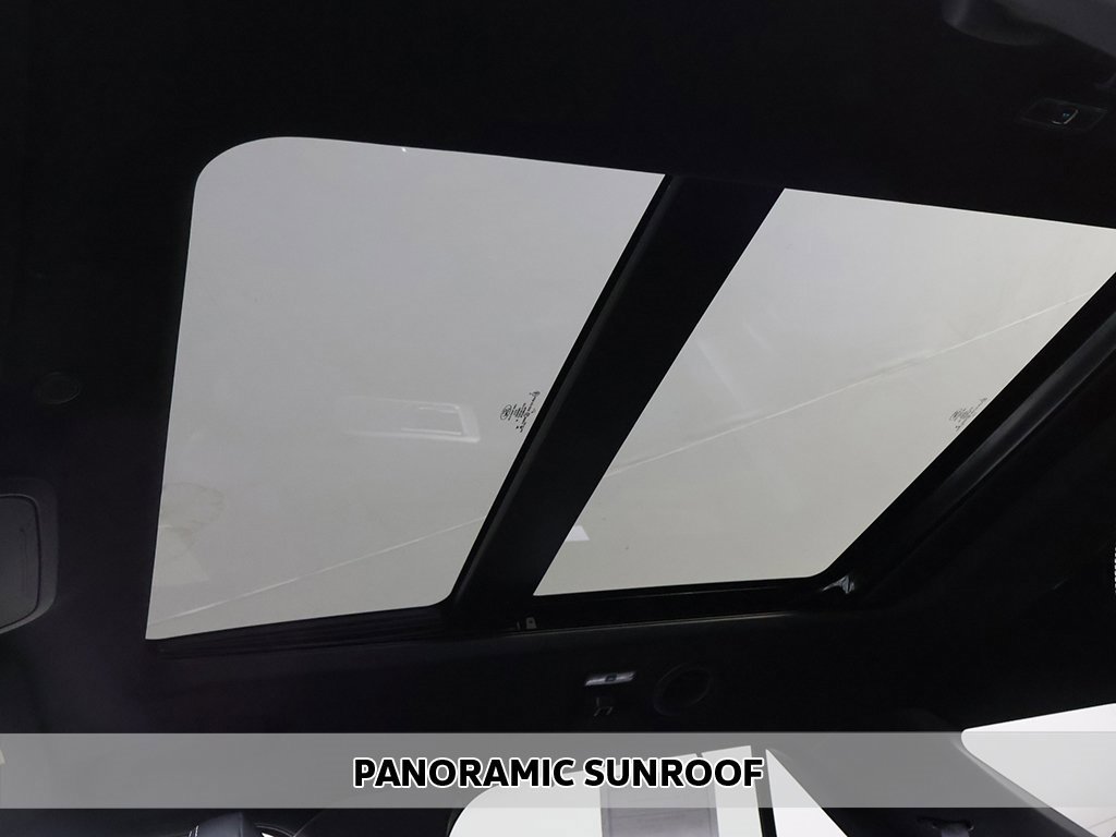 Used 2022 Ford Explorer ST w/ Equipment Group 401A image 4