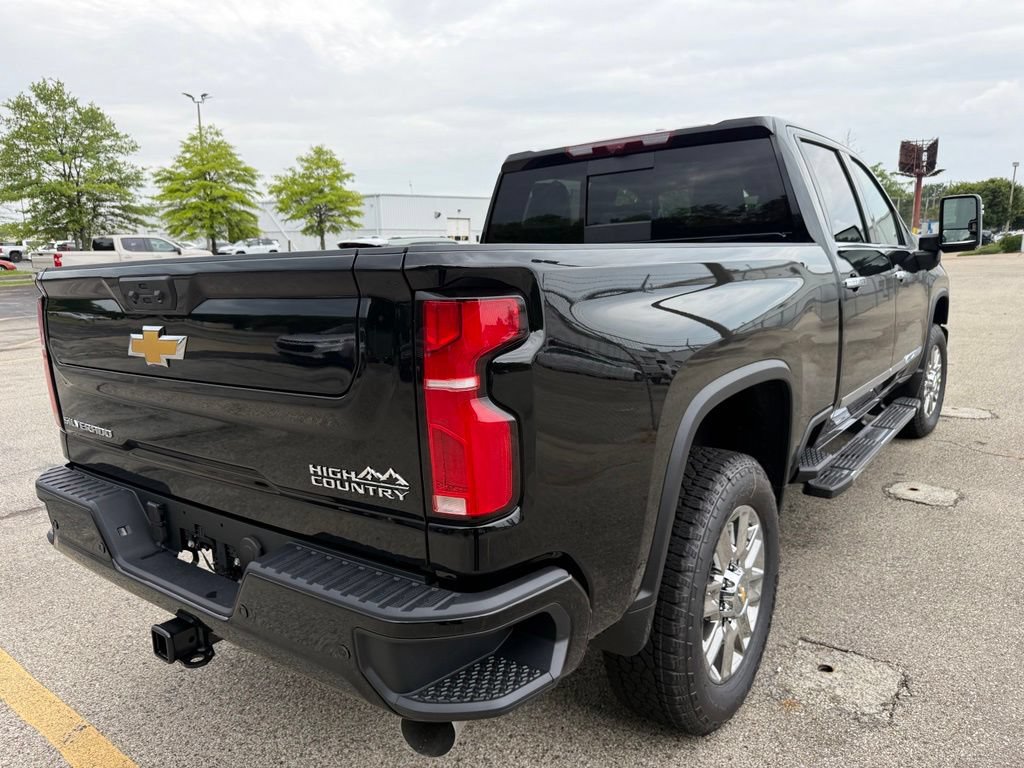 New 2026 Chevrolet Silverado 2500 High Country w/ Technology Package AWD/4WD image 4