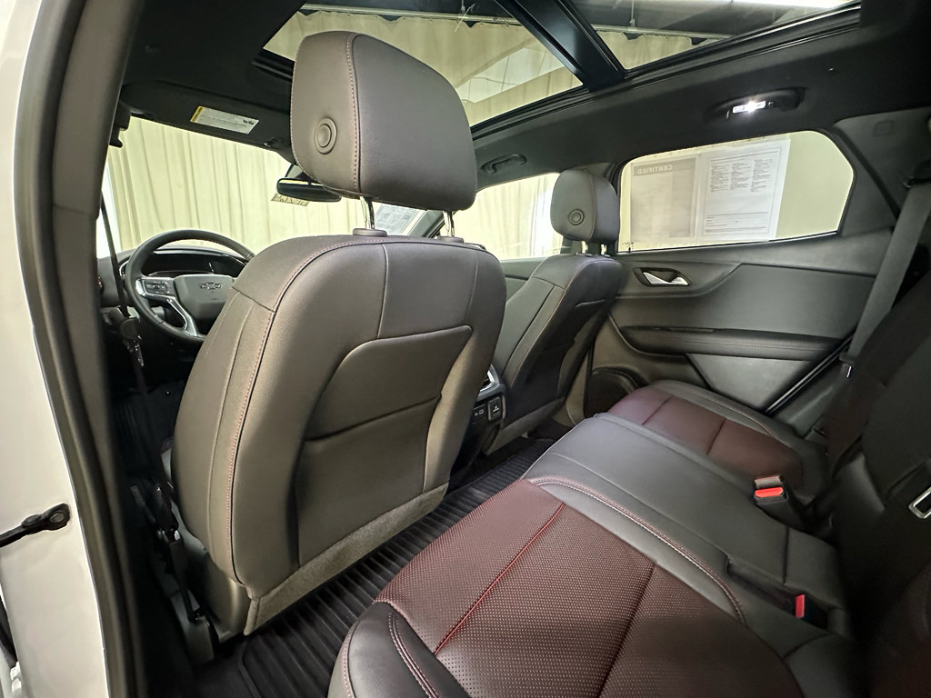 Certified 2025 Chevrolet Blazer RS w/ Enhanced Convenience Package AWD/4WD image 21
