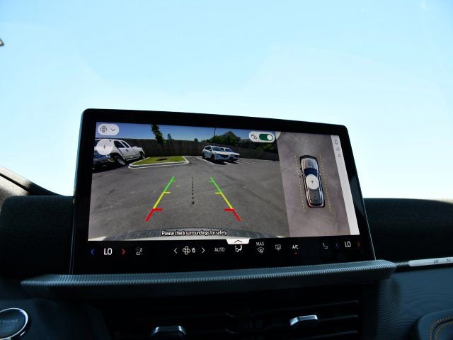 Used 2026 Ford Explorer Tremor w/ Tremor Convenience Package AWD/4WD image 15