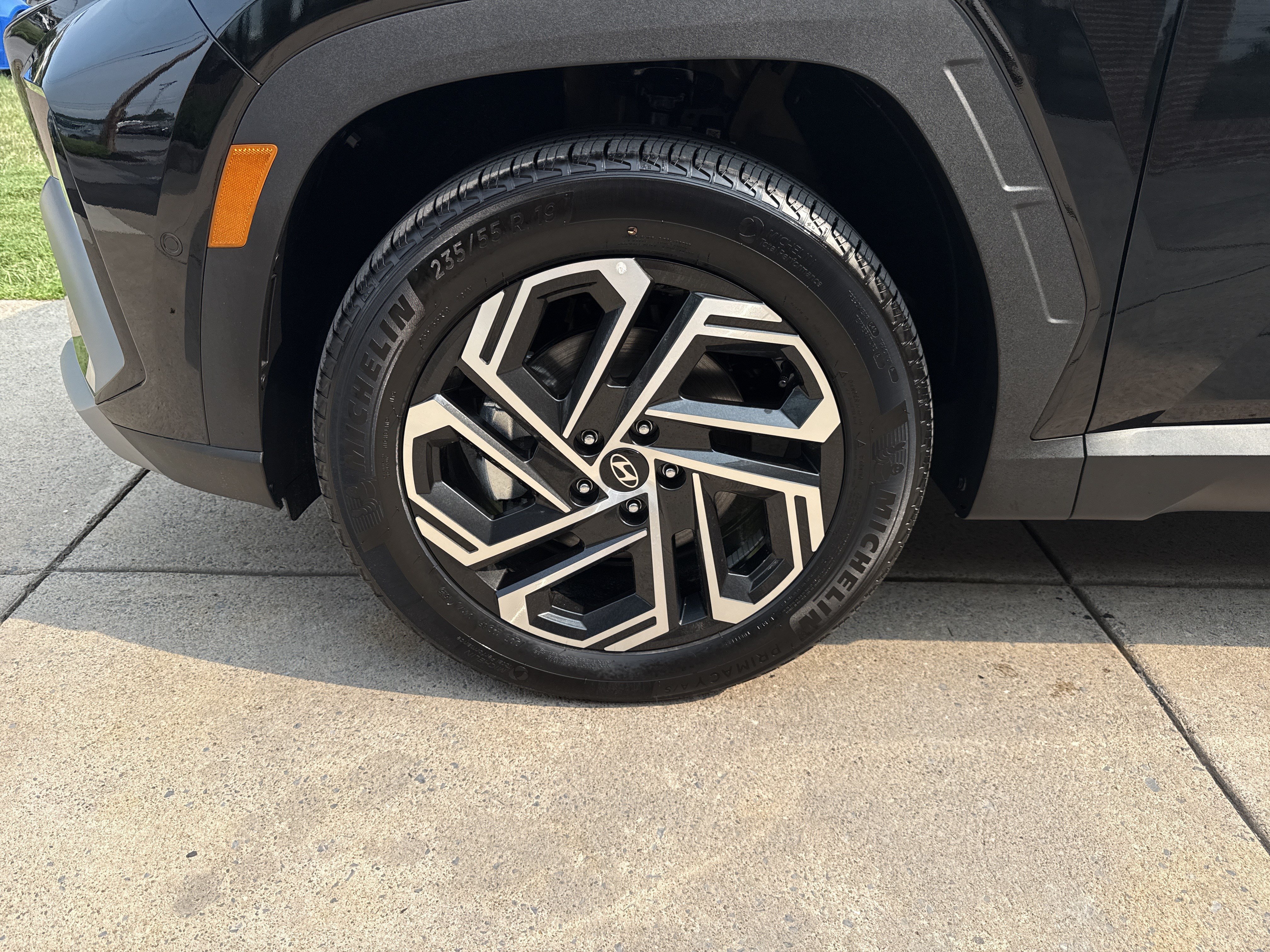 New 2026 Hyundai Tucson Limited AWD/4WD image 11