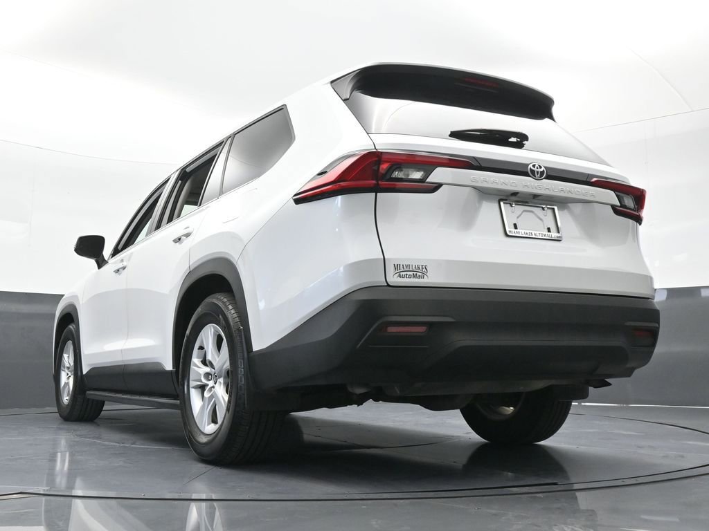 Used 2025 Toyota Grand Highlander FWD image 55