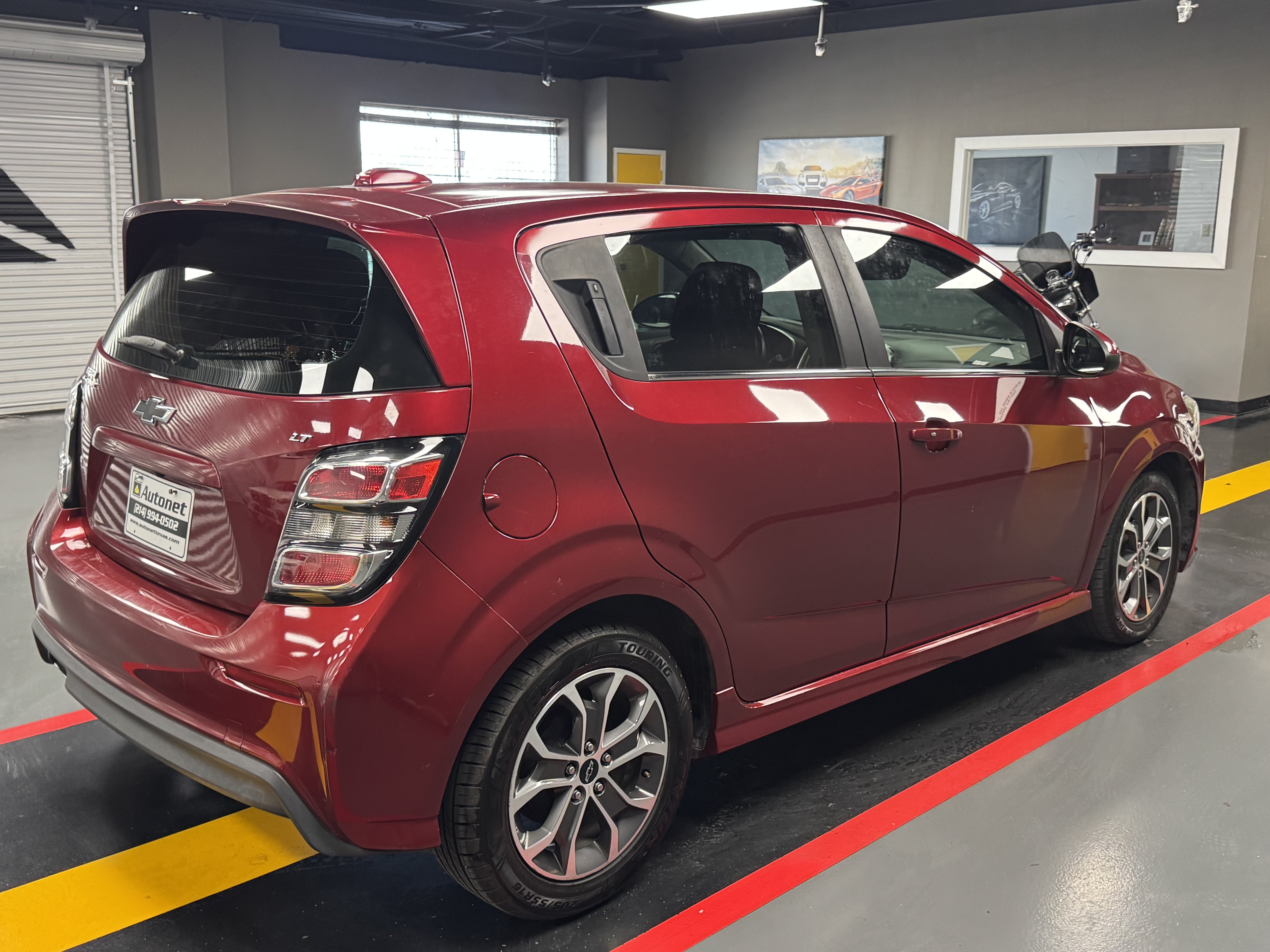 Used 2018 Chevrolet Sonic LT w/ Convenience Package FWD image 7
