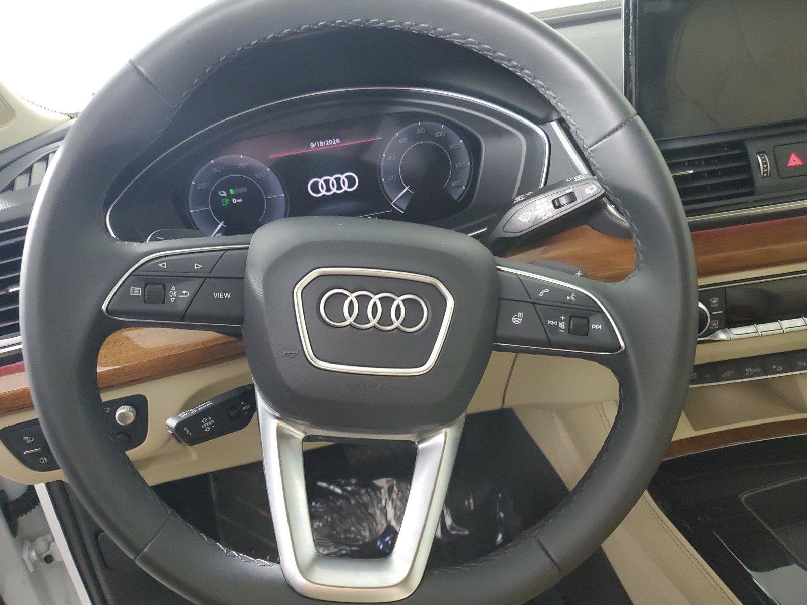 Used 2023 Audi Q5 e Prestige AWD/4WD image 27