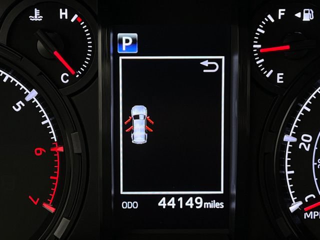 Used 2021 Toyota 4Runner SR5 AWD/4WD image 18