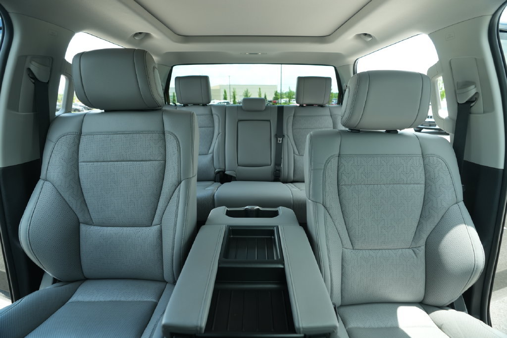 Used 2024 Toyota Tundra Limited w/ Power Package RWD image 41