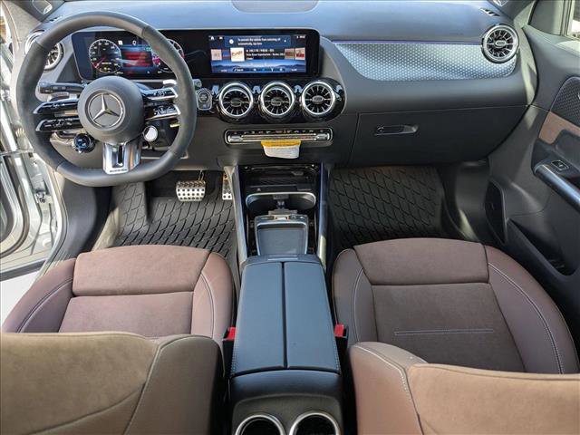 New 2026 Mercedes-Benz GLA 35 AMG 4MATIC image 13