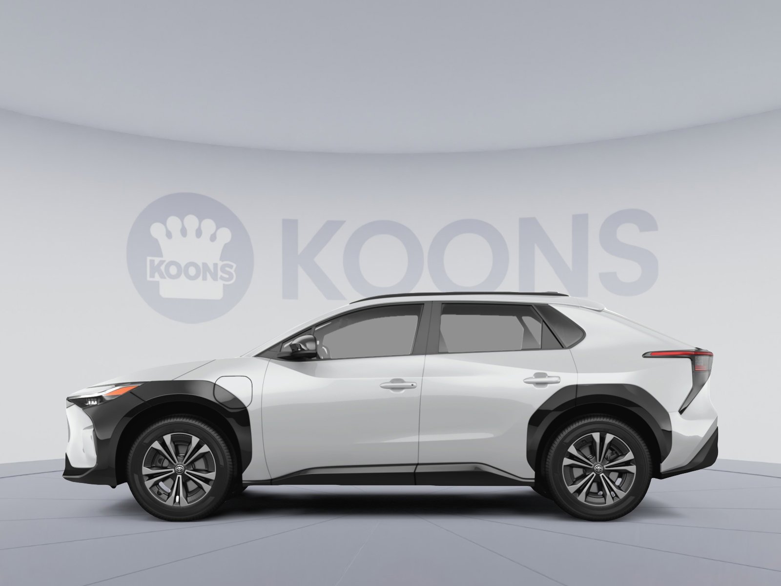 Used 2024 Toyota bZ4X XLE image 2