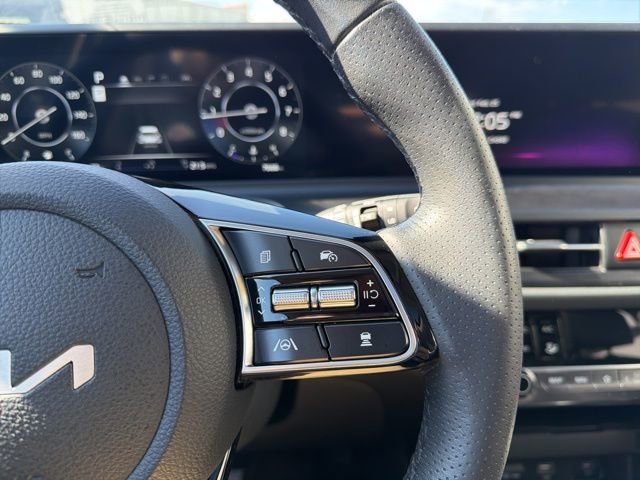 Used 2025 Kia Seltos SX w/ SX Sunroof Package image 40