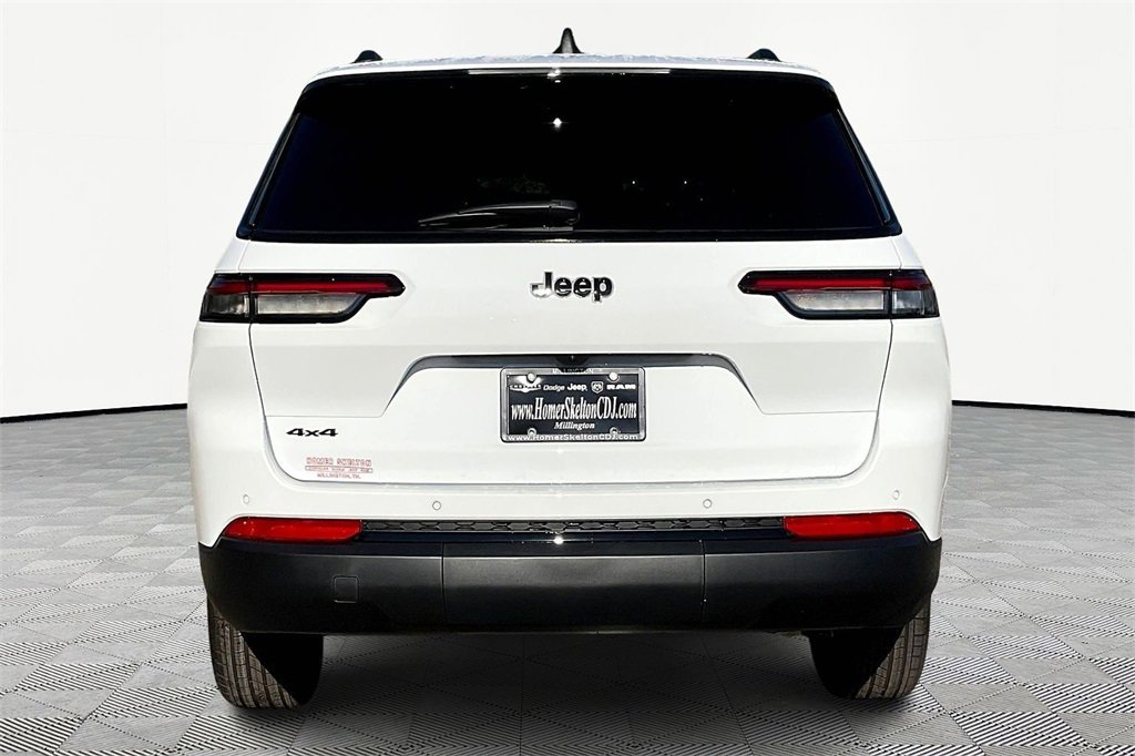 New 2025 Jeep Grand Cherokee L Altitude image 4