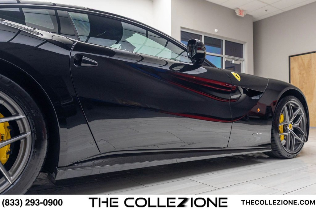 Used 2014 Ferrari F12 Berlinetta RWD image 32