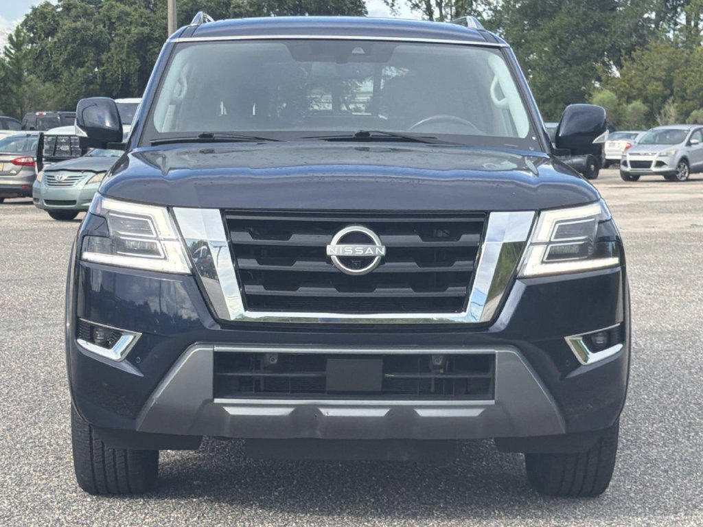 Used 2022 Nissan Armada SL w/ Captain's Chairs Package AWD/4WD image 2