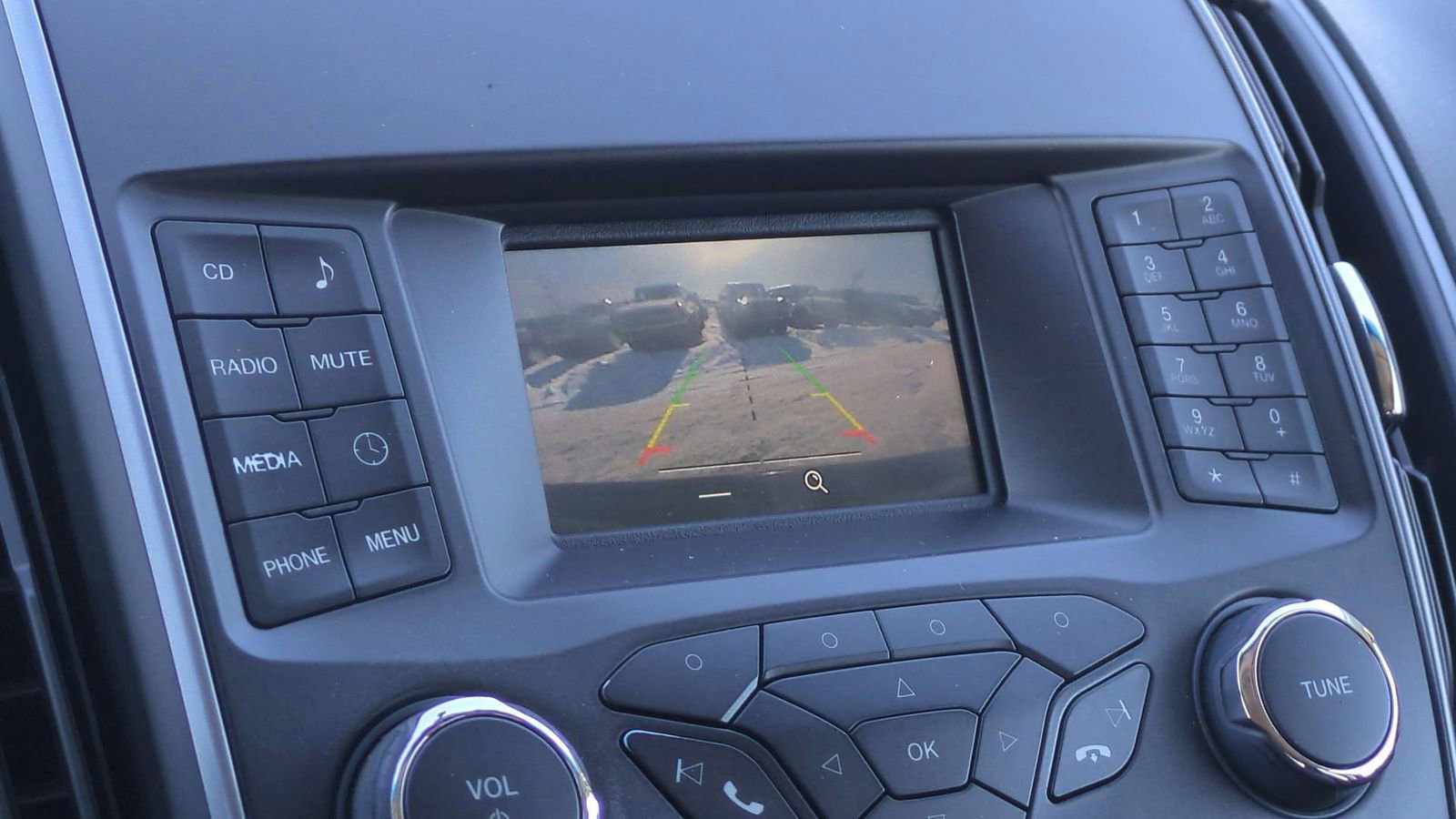 Used 2018 Ford Edge SE image 29