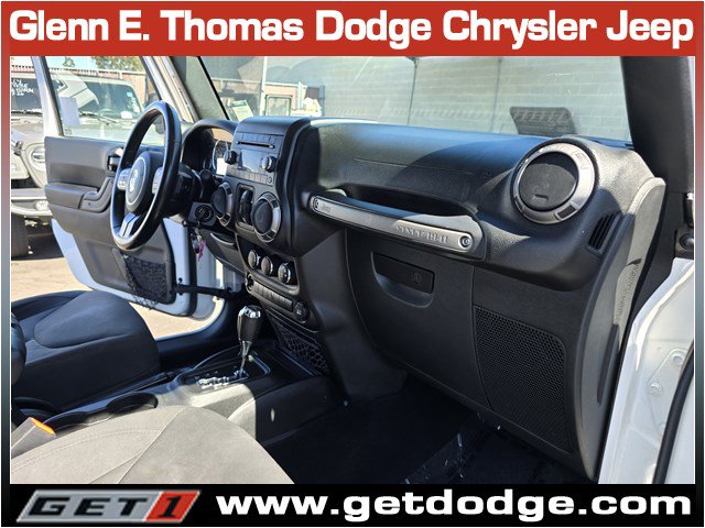 Used 2018 Jeep Wrangler Unlimited Sport S AWD/4WD image 30