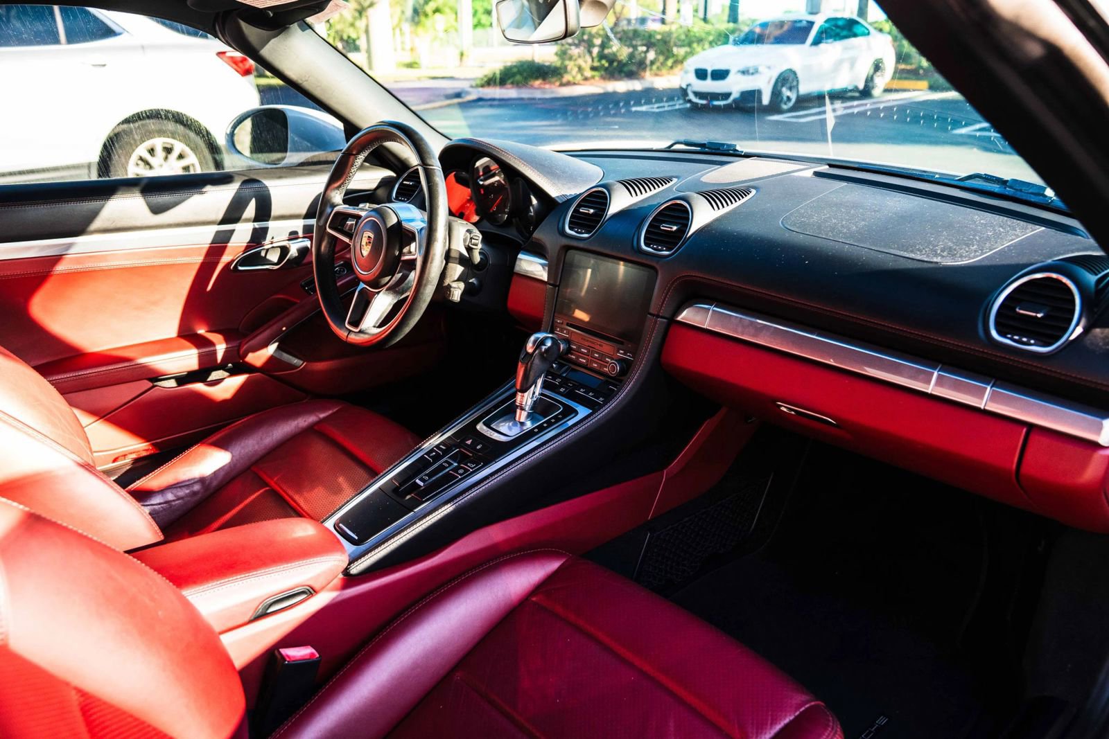Used 2017 Porsche 718 Boxster RWD image 28