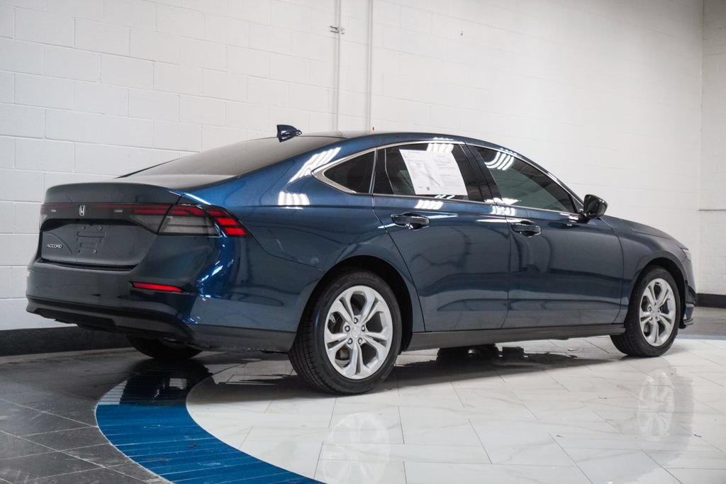 Used 2023 Honda Accord EX image 30