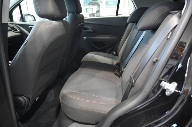 Used 2020 Chevrolet Trax LS AWD/4WD image 11