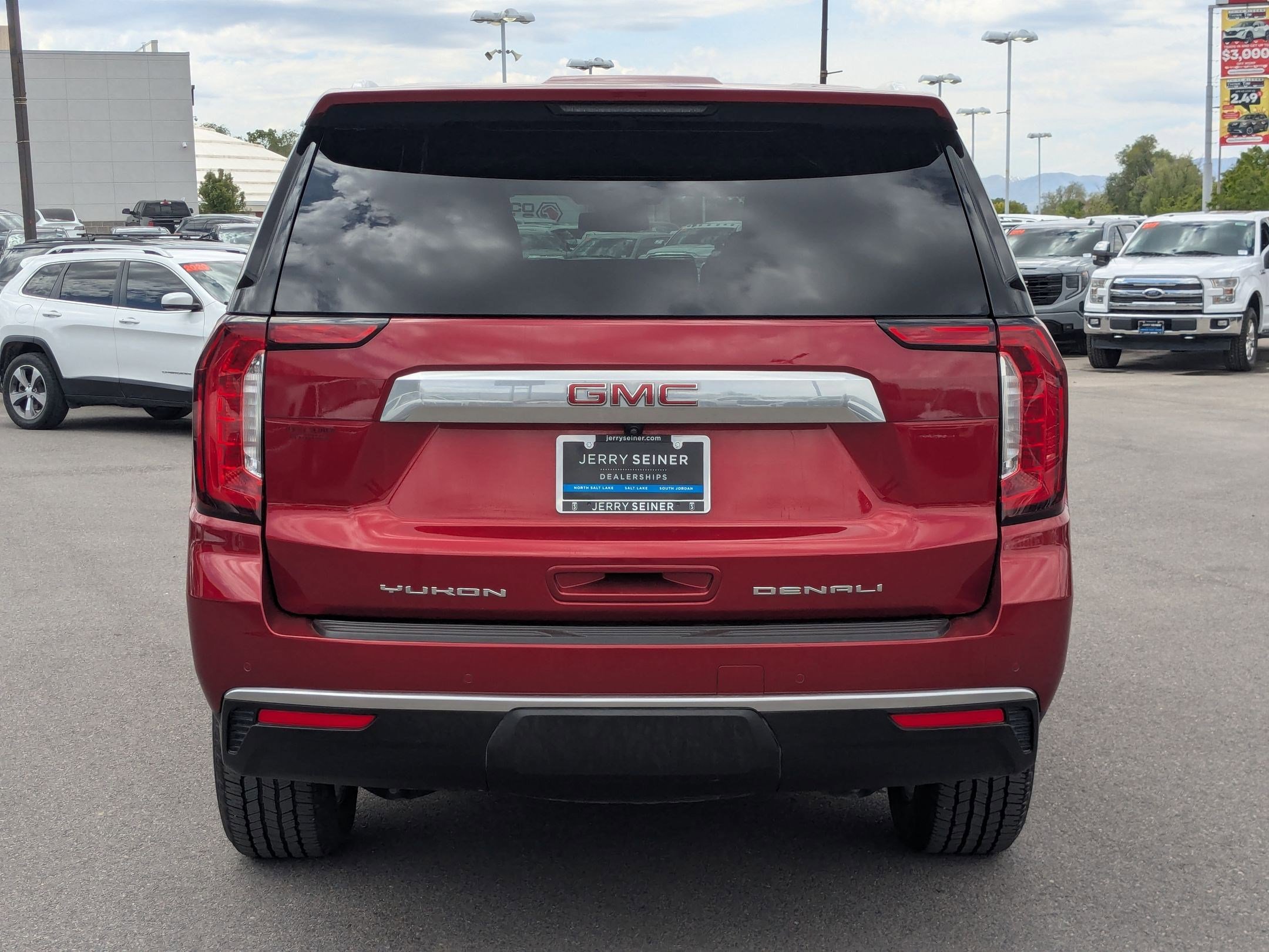 Certified 2024 GMC Yukon Denali w/ Max Trailering Package AWD/4WD image 5
