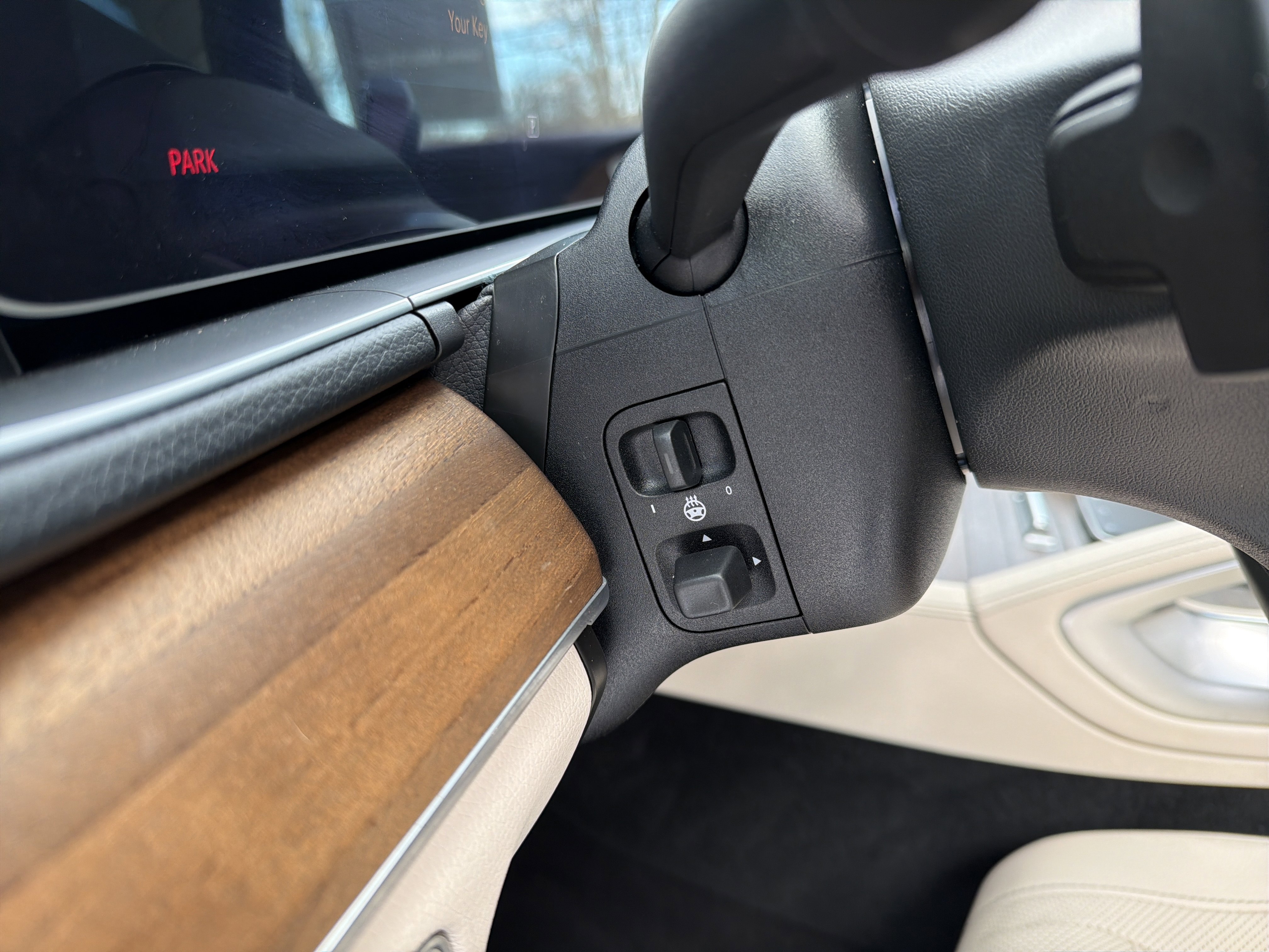 Used 2022 Mercedes-Benz GLS 450 4MATIC image 17