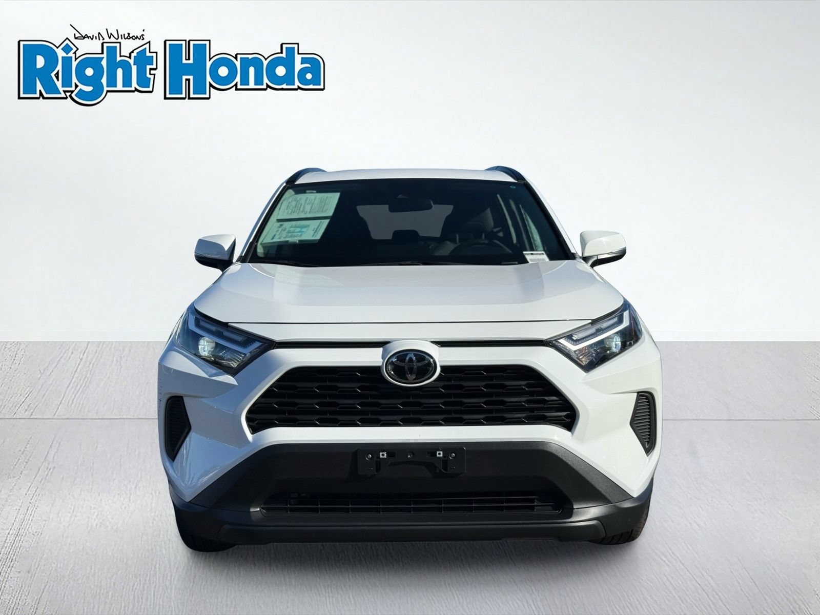 Used 2025 Toyota RAV4 XLE AWD/4WD image 5
