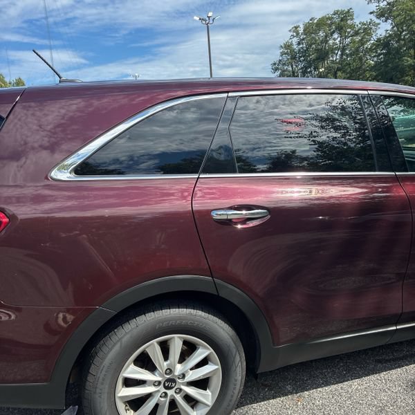 Used 2019 Kia Sorento FWD V6 image 18